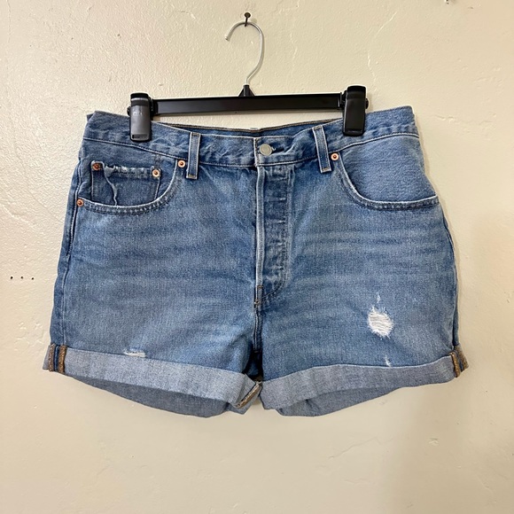 Levi's Pants - Levi’s Premium 501 Denim Shorts 🩳